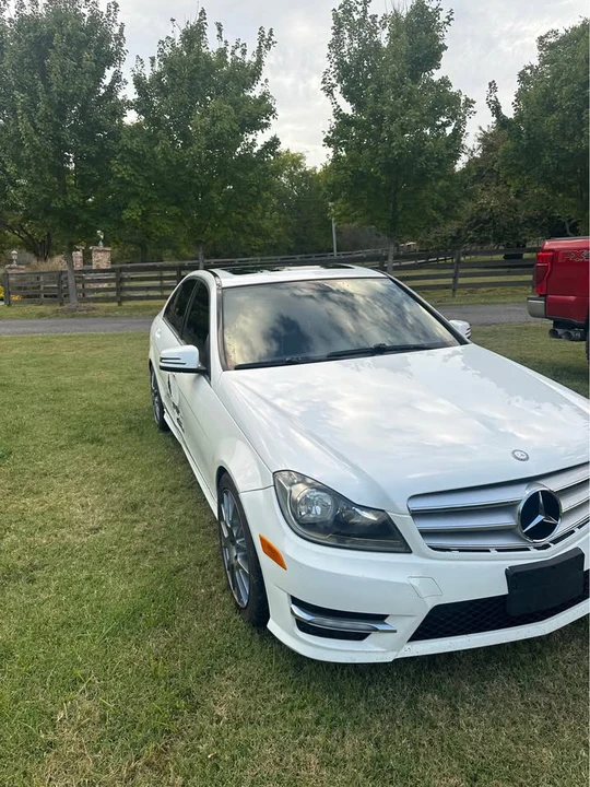 2013 Mercedes-Benz W204 C-Class - Image 3 of 7
