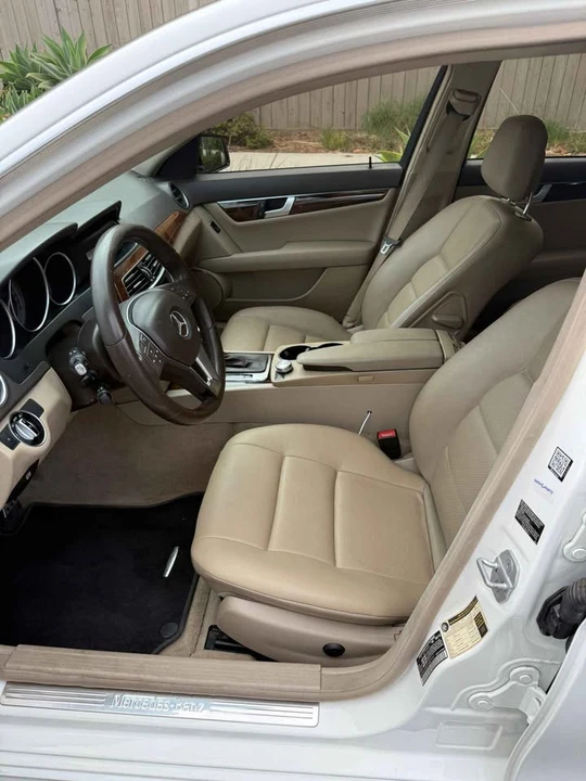 2013 Mercedes-Benz W204 C-Class - Image 9 of 11