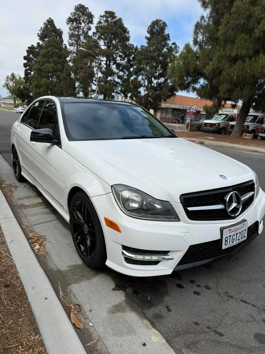 2013 Mercedes-Benz W204 C-Class - Image 3 of 11