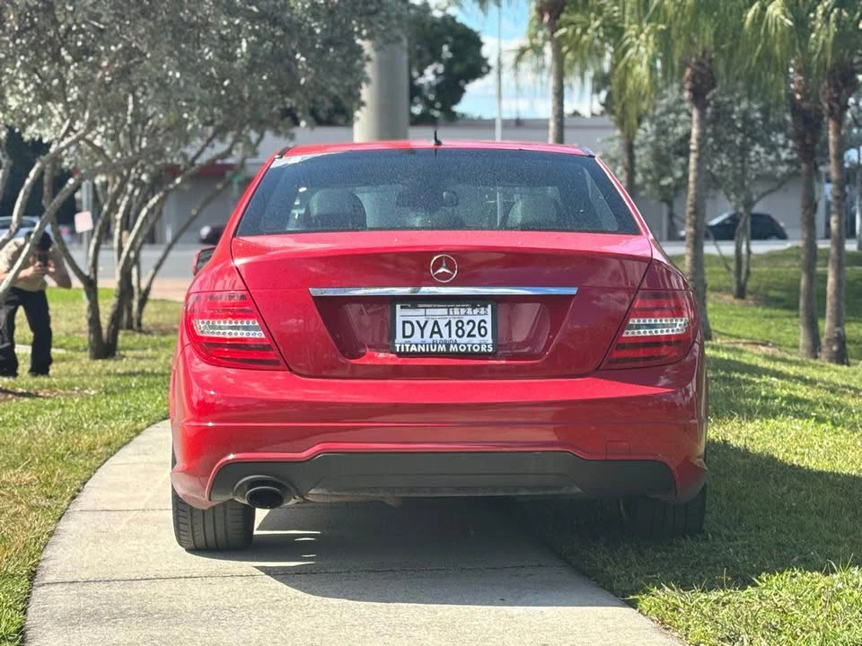 2013 Mercedes-Benz W204 C-Class - Image 5 of 18