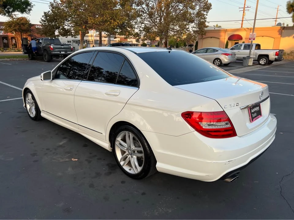 2013 Mercedes-Benz W204 C-Class - Image 6 of 11