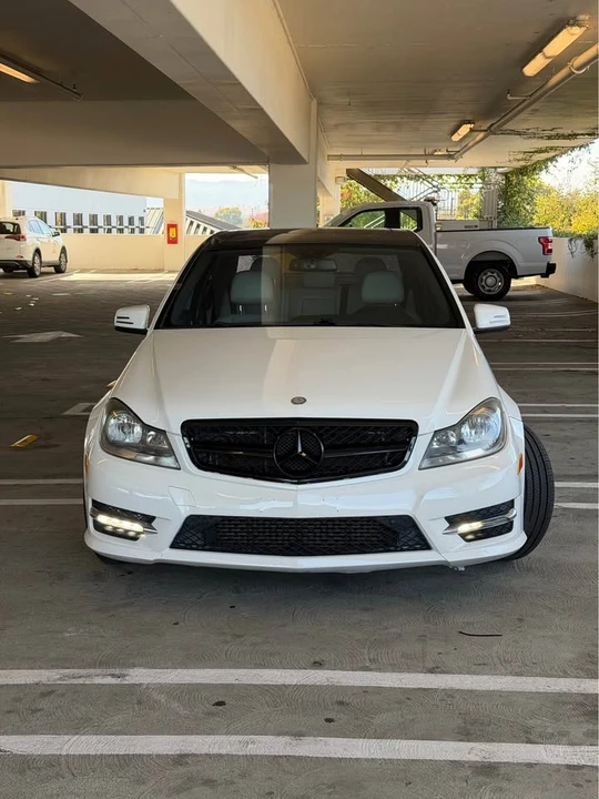 2013 Mercedes-Benz W204 C-Class - Image 2 of 13