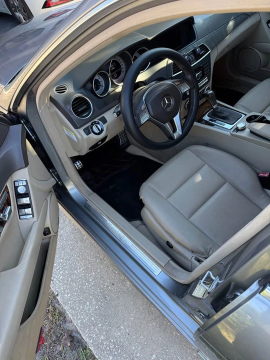 2013 Mercedes-Benz W204 C-Class - Image 10 of 20