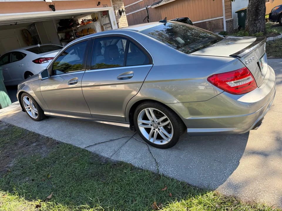 2013 Mercedes-Benz W204 C-Class - Image 6 of 20