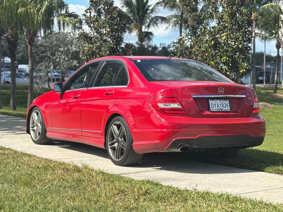 2013 Mercedes-Benz W204 C-Class - Image 6 of 18