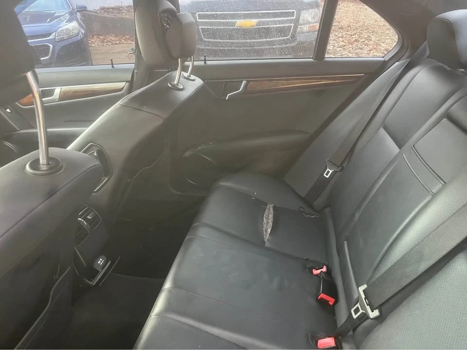 2013 Mercedes-Benz W204 C-Class - Image 9 of 15