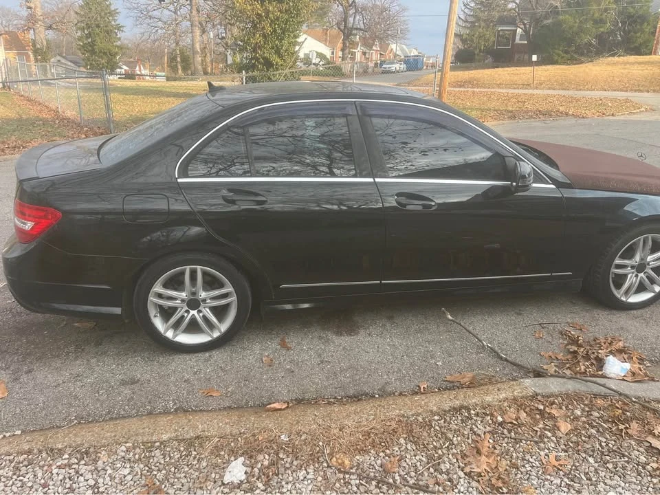 2013 Mercedes-Benz W204 C-Class - Image 6 of 15