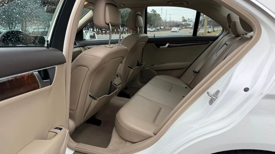 2013 Mercedes-Benz W204 C-Class - Image 12 of 14