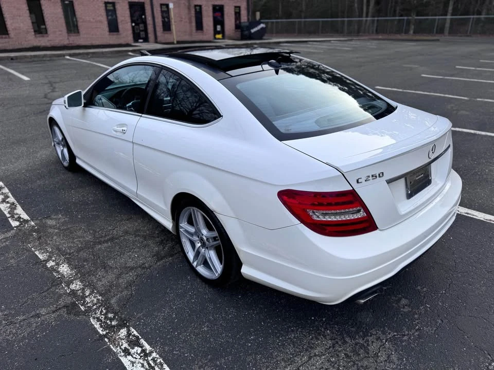 2013 Mercedes-Benz W204 C-Class - Image 2 of 10