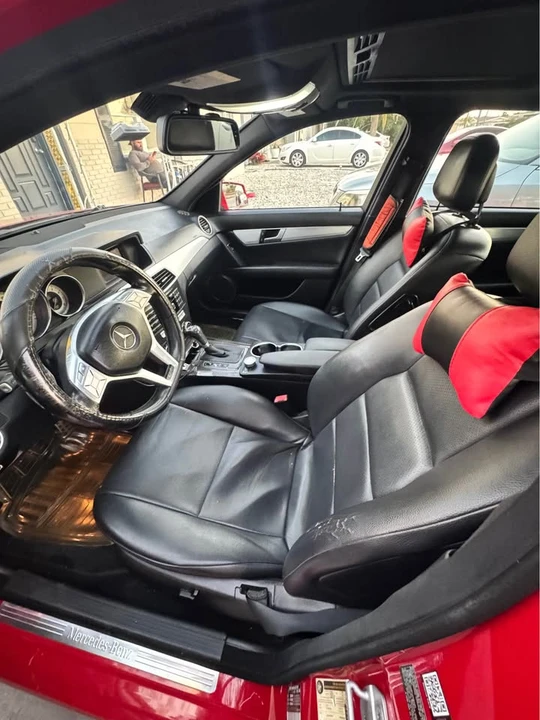 2013 Mercedes-Benz W204 C-Class - Image 6 of 12