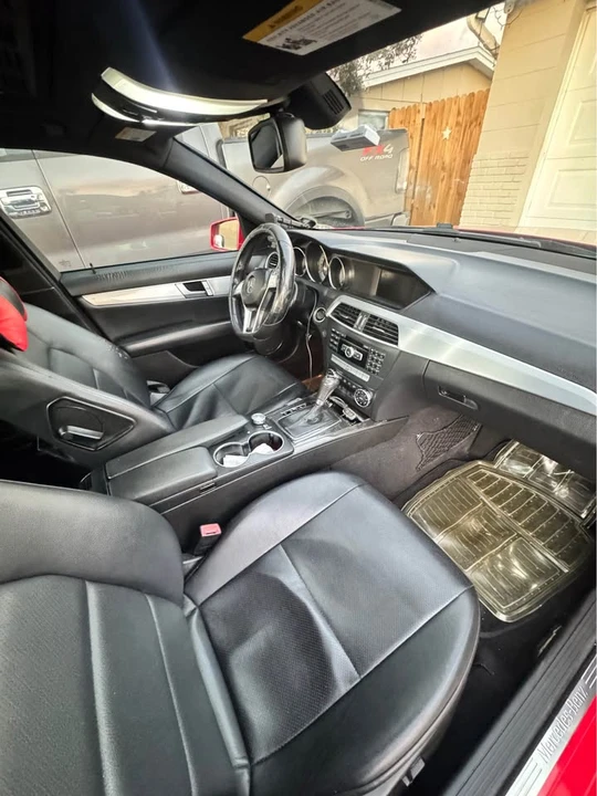 2013 Mercedes-Benz W204 C-Class - Image 11 of 12