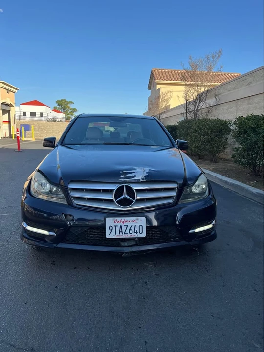 2013 Mercedes-Benz W204 C-Class - Image 11 of 12