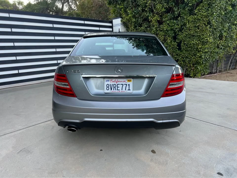2013 Mercedes-Benz W204 C-Class - Image 10 of 17