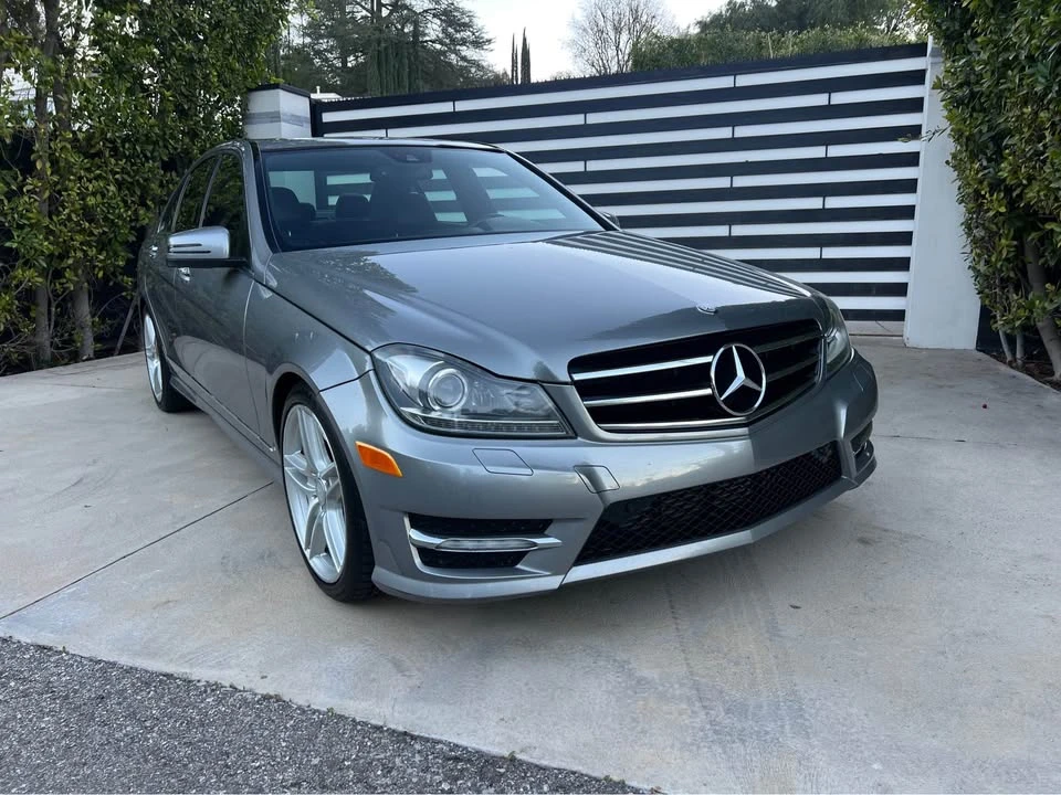 2013 Mercedes-Benz W204 C-Class - Image 4 of 17