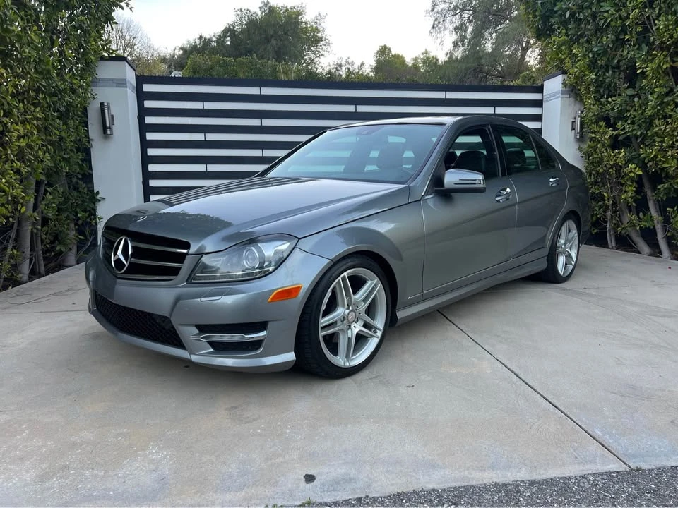 2013 Mercedes-Benz W204 C-Class - Image 2 of 17
