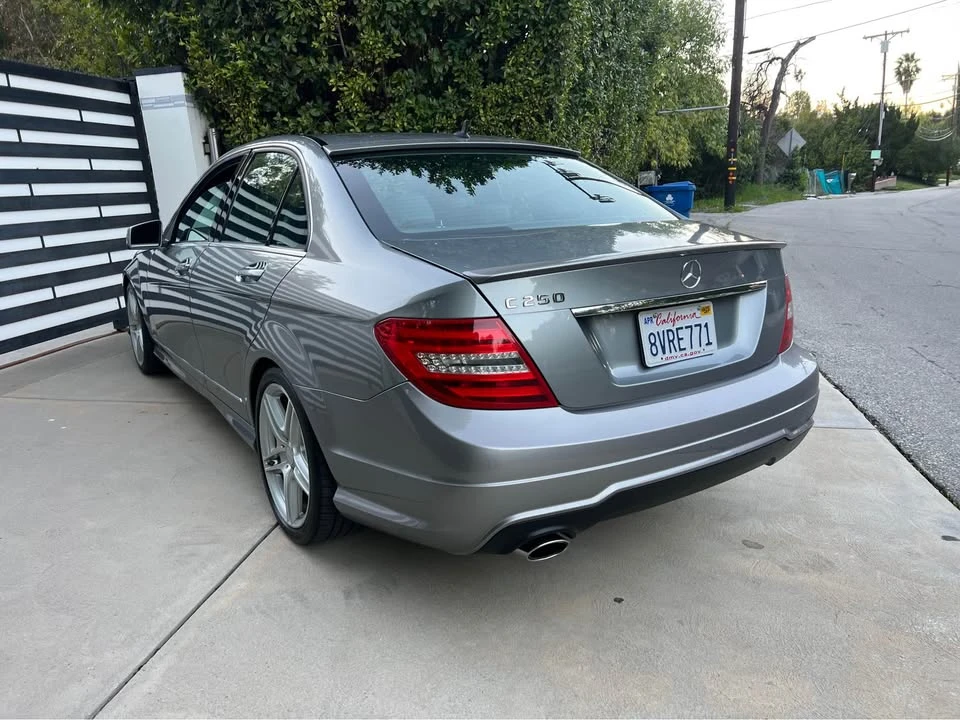 2013 Mercedes-Benz W204 C-Class - Image 11 of 17