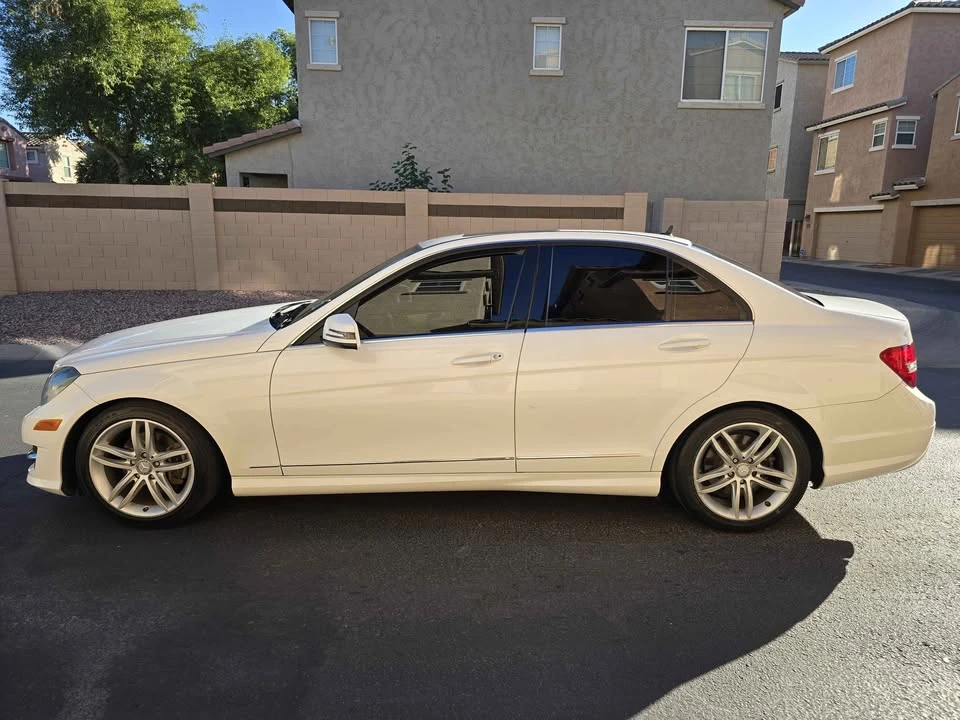 2013 Mercedes-Benz W204 C-Class - Image 4 of 14