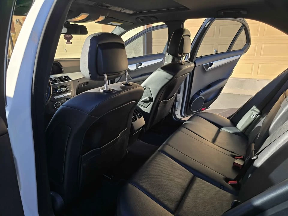 2013 Mercedes-Benz W204 C-Class - Image 8 of 14