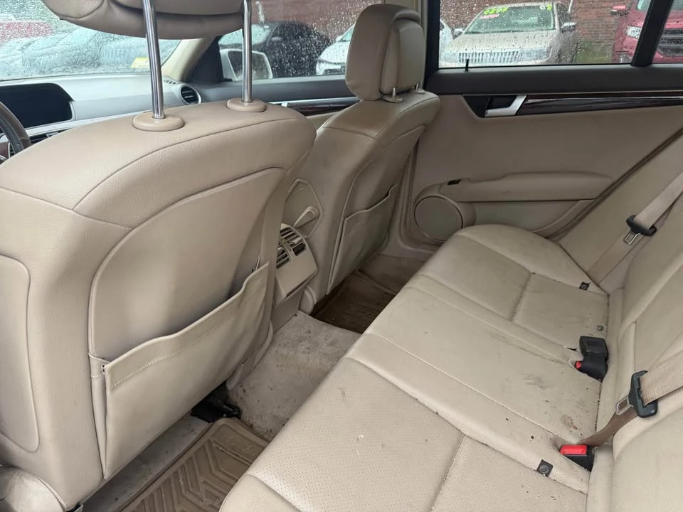 2013 Mercedes-Benz W204 C-Class - Image 4 of 8