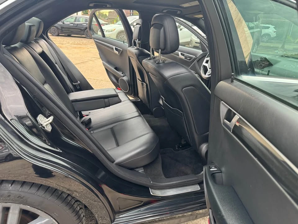2013 Mercedes-Benz W204 C-Class - Image 11 of 19