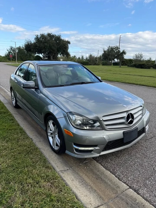 2013 Mercedes-Benz W204 C-Class - Image 3 of 17