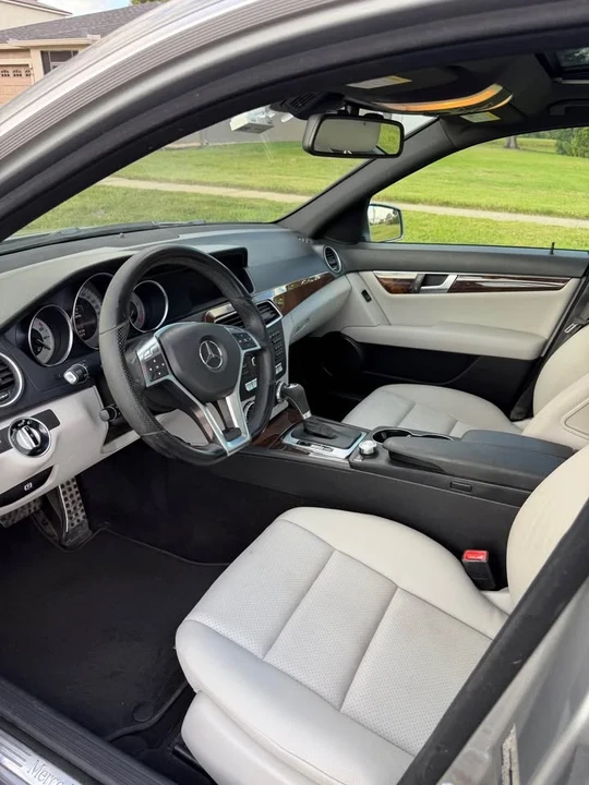 2013 Mercedes-Benz W204 C-Class - Image 17 of 17