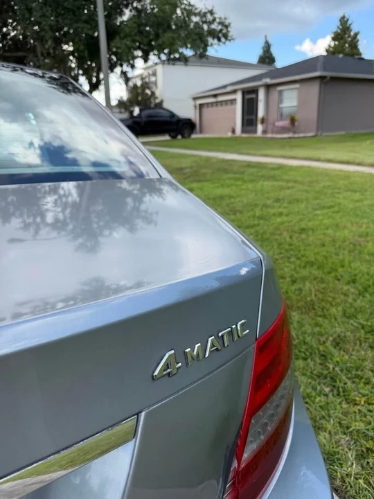 2013 Mercedes-Benz W204 C-Class - Image 10 of 17