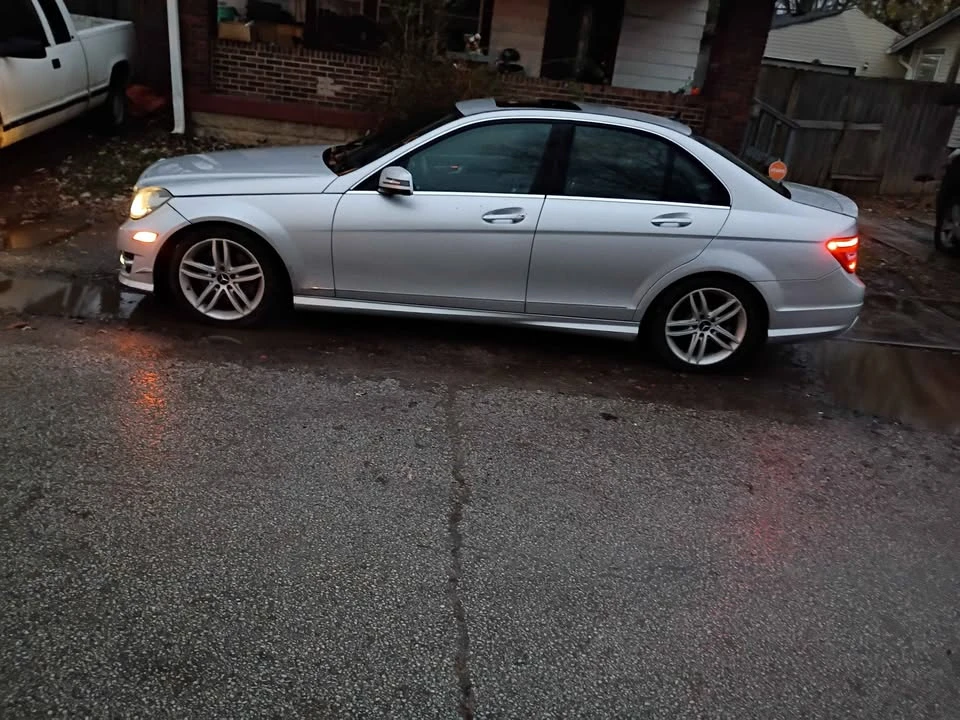 2013 Mercedes-Benz W204 C-Class - Image 3 of 5