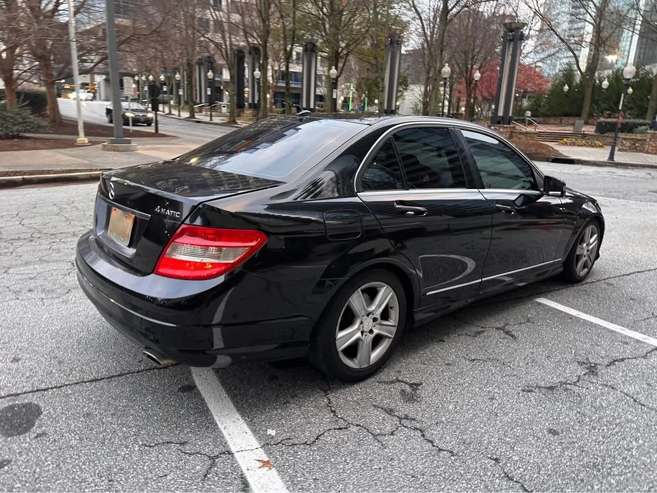 2013 Mercedes-Benz W204 C-Class - Image 9 of 10