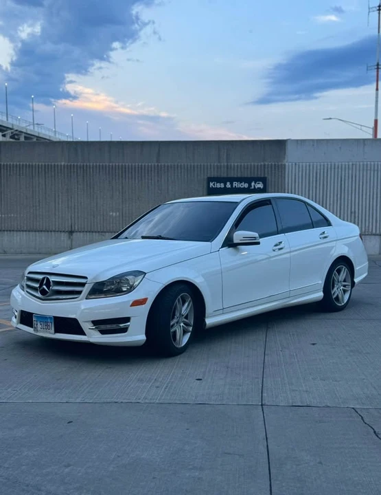 2013 Mercedes-Benz W204 C-Class - Image 2 of 7