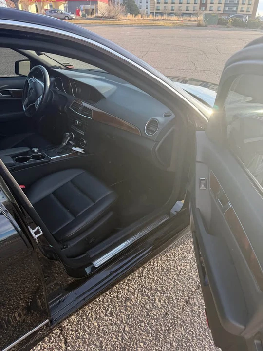 2013 Mercedes-Benz W204 C-Class - Image 10 of 12