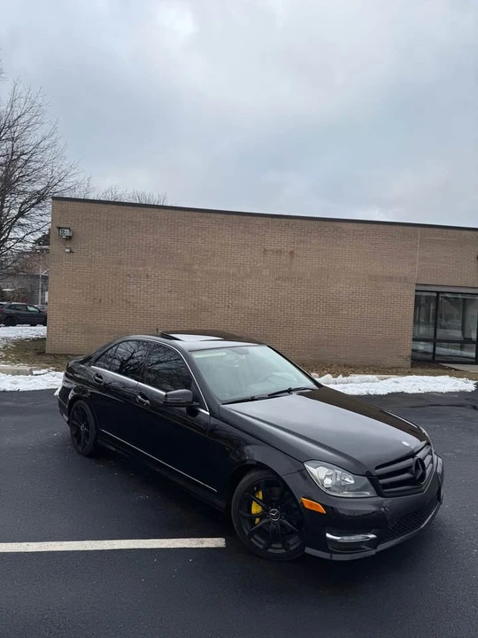 2013 Mercedes-Benz W204 C-Class - Image 3 of 20