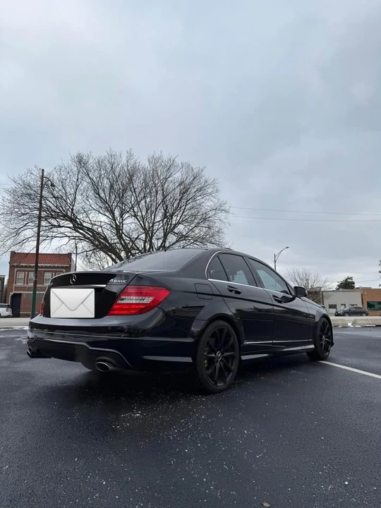 2013 Mercedes-Benz W204 C-Class - Image 12 of 20