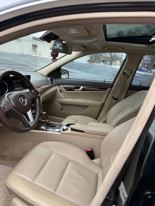 2013 Mercedes-Benz W204 C-Class - Image 14 of 20