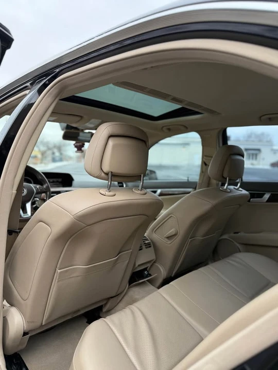 2013 Mercedes-Benz W204 C-Class - Image 15 of 20