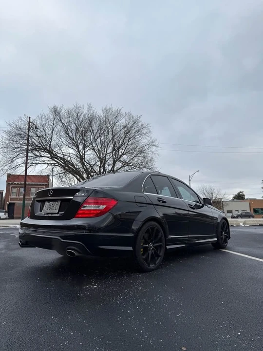 2013 Mercedes-Benz W204 C-Class - Image 9 of 20