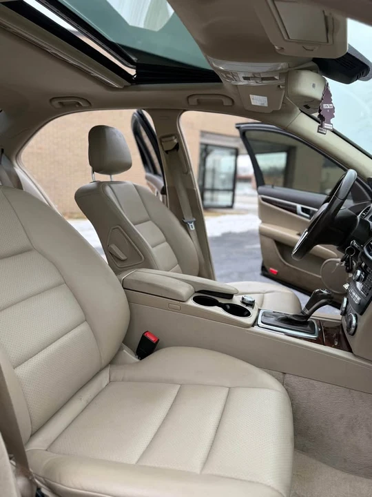 2013 Mercedes-Benz W204 C-Class - Image 17 of 20