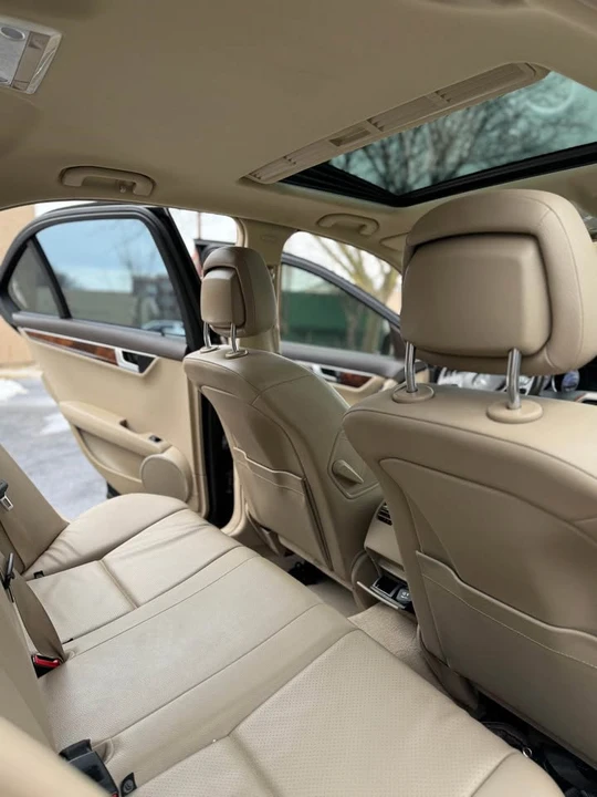 2013 Mercedes-Benz W204 C-Class - Image 16 of 20