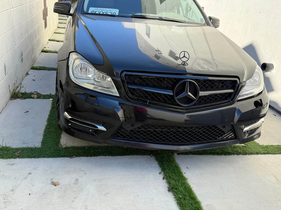 2013 Mercedes-Benz W204 C-Class - Image 2 of 4