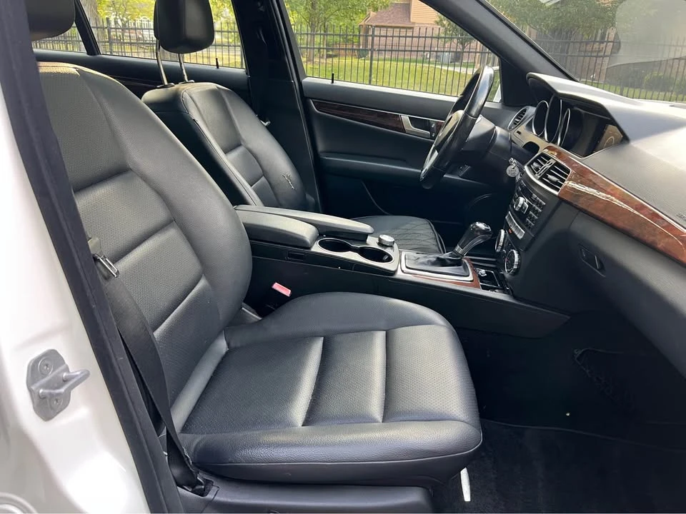 2013 Mercedes-Benz W204 C-Class - Image 12 of 15