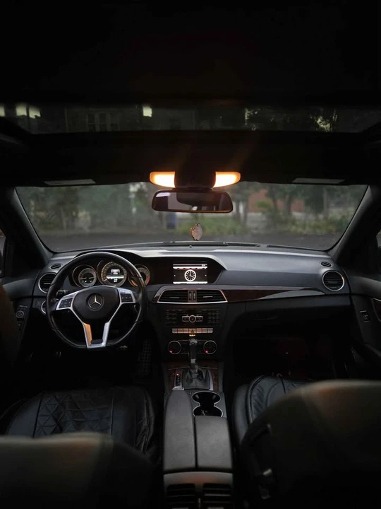 2013 Mercedes-Benz W204 C-Class - Image 8 of 15