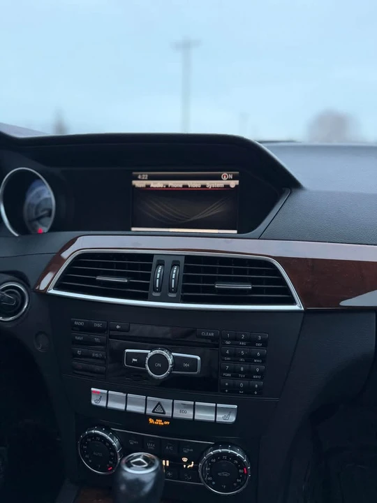 2013 Mercedes-Benz W204 C-Class - Image 3 of 11