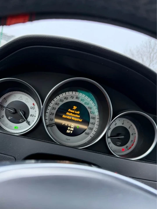 2013 Mercedes-Benz W204 C-Class - Image 9 of 11