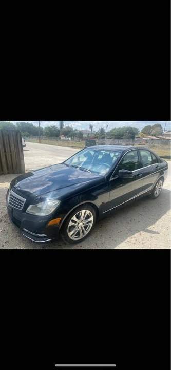 2013 Mercedes-Benz W204 C-Class - Image 3 of 3