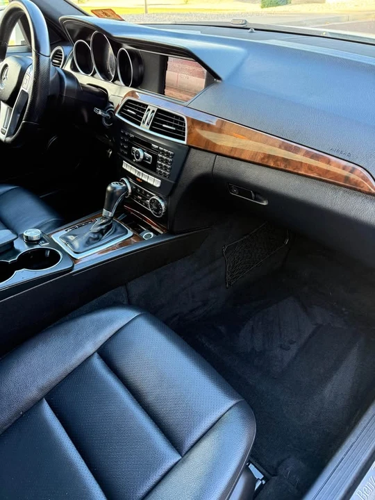 2013 Mercedes-Benz W204 C-Class - Image 12 of 12