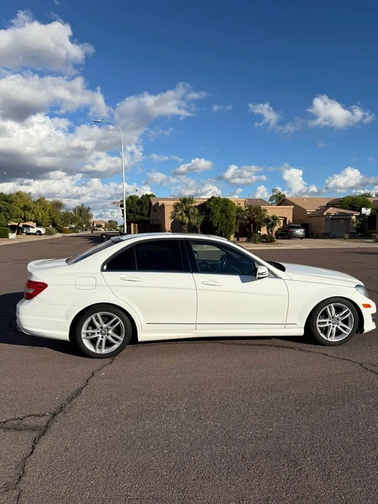 2013 Mercedes-Benz W204 C-Class - Image 8 of 12