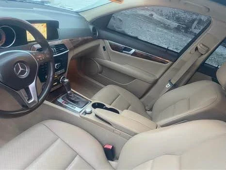 2013 Mercedes-Benz W204 C-Class - Image 13 of 16
