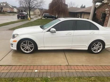 2013 Mercedes-Benz W204 C-Class - Image 5 of 16