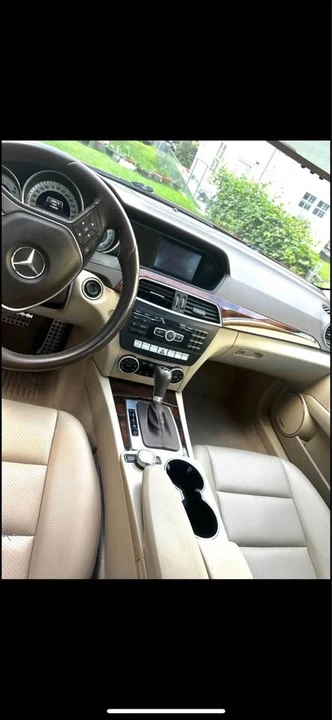 2013 Mercedes-Benz W204 C-Class - Image 6 of 9