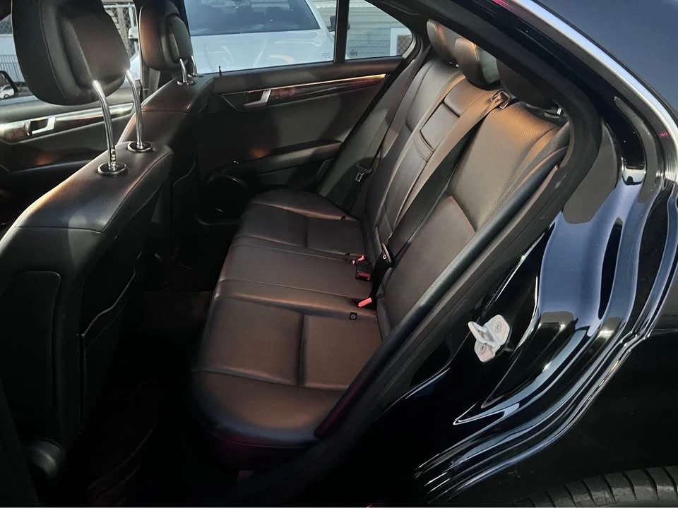 2013 Mercedes-Benz W204 C-Class - Image 9 of 12